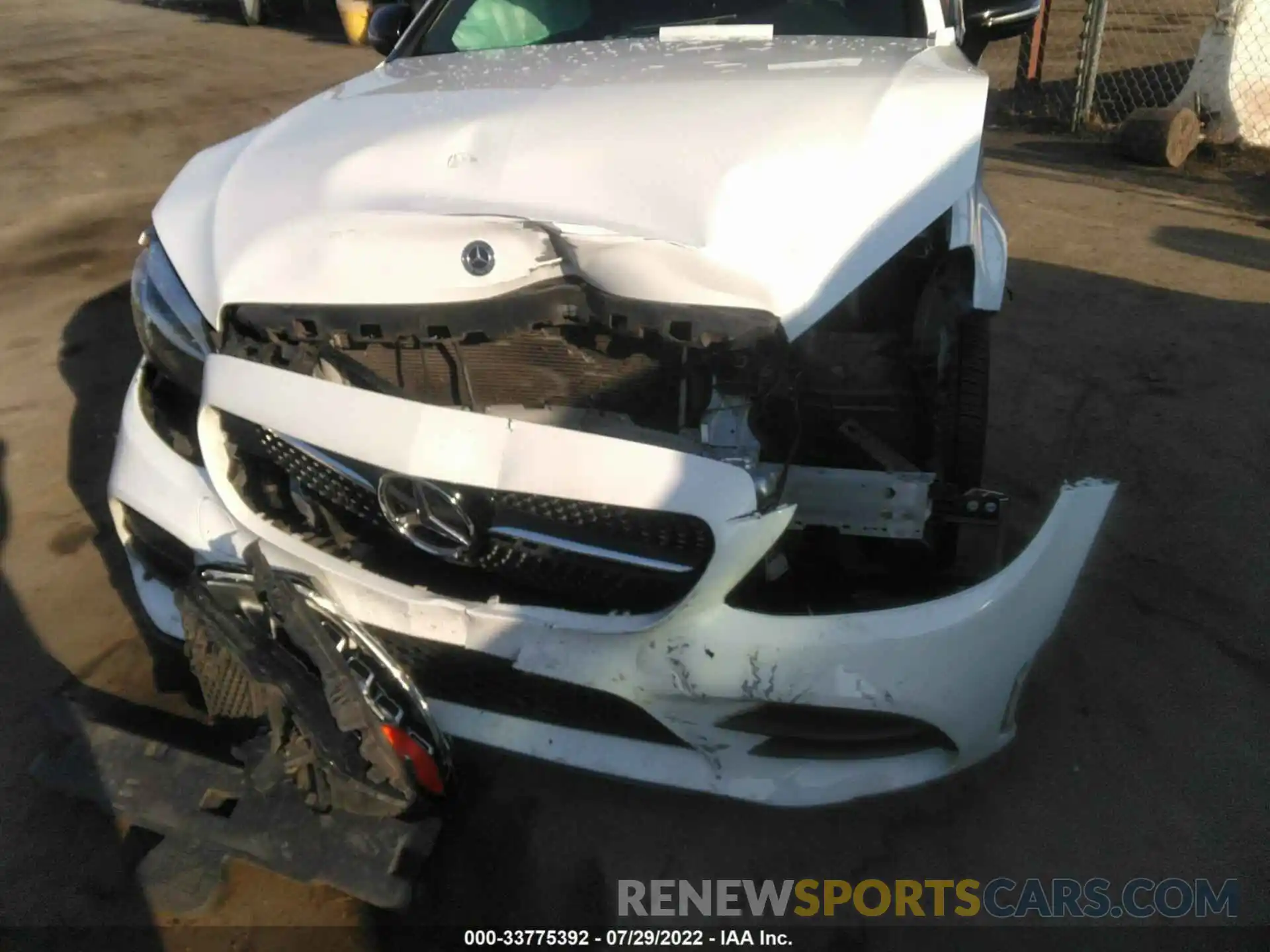 6 Photograph of a damaged car WDDWJ8DB6LF936620 MERCEDES-BENZ C-CLASS 2020