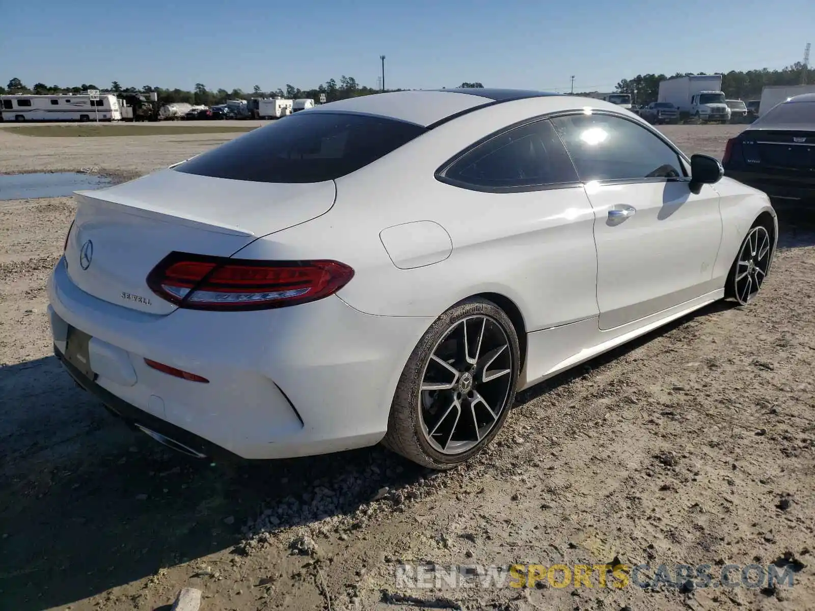 4 Photograph of a damaged car WDDWJ8DB6LF947780 MERCEDES-BENZ C CLASS 2020