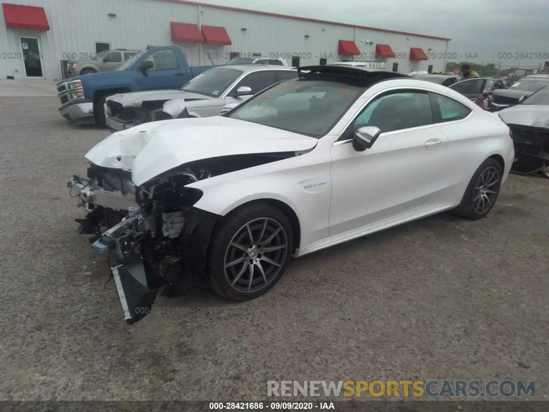 2 Photograph of a damaged car WDDWJ8GB0LF960648 MERCEDES-BENZ C-CLASS 2020