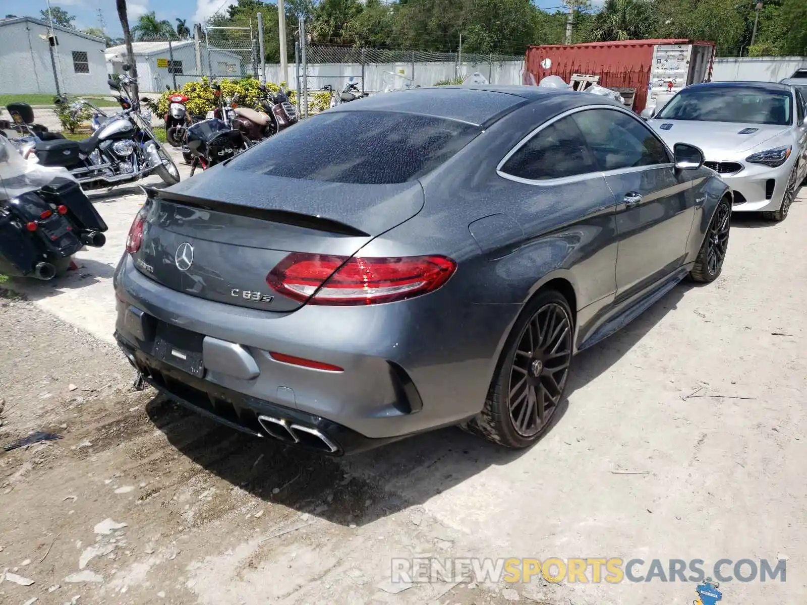 4 Photograph of a damaged car WDDWJ8HB5LF950079 MERCEDES-BENZ C-CLASS 2020