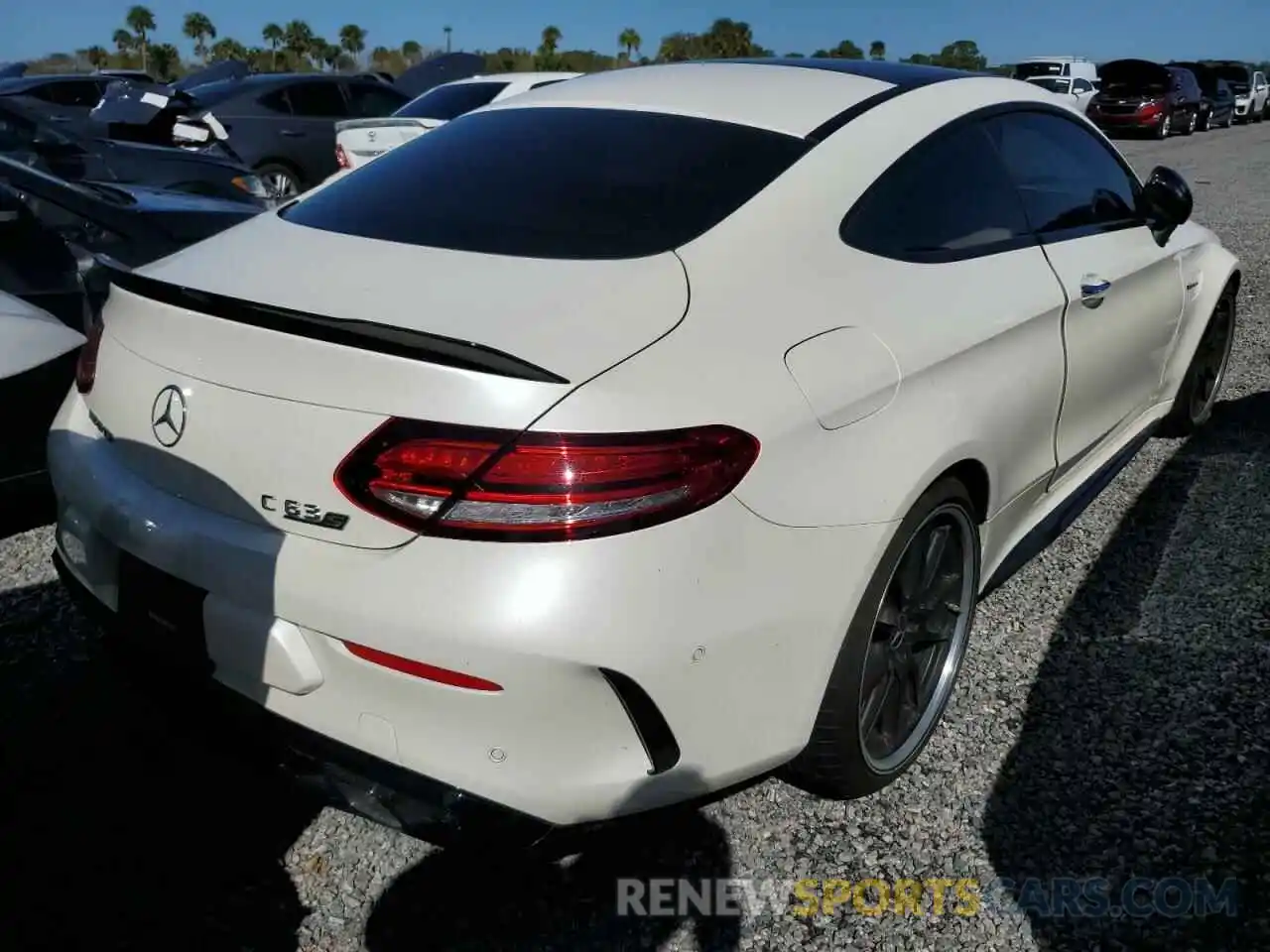 4 Photograph of a damaged car WDDWJ8HB9LF946049 MERCEDES-BENZ C-CLASS 2020