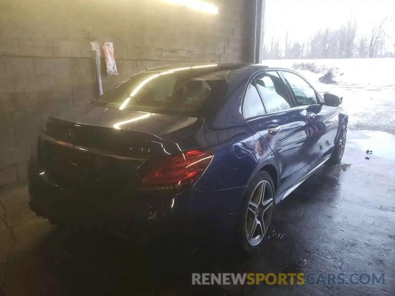 4 Photograph of a damaged car W1KWF6EB4MR610156 MERCEDES-BENZ C-CLASS 2021