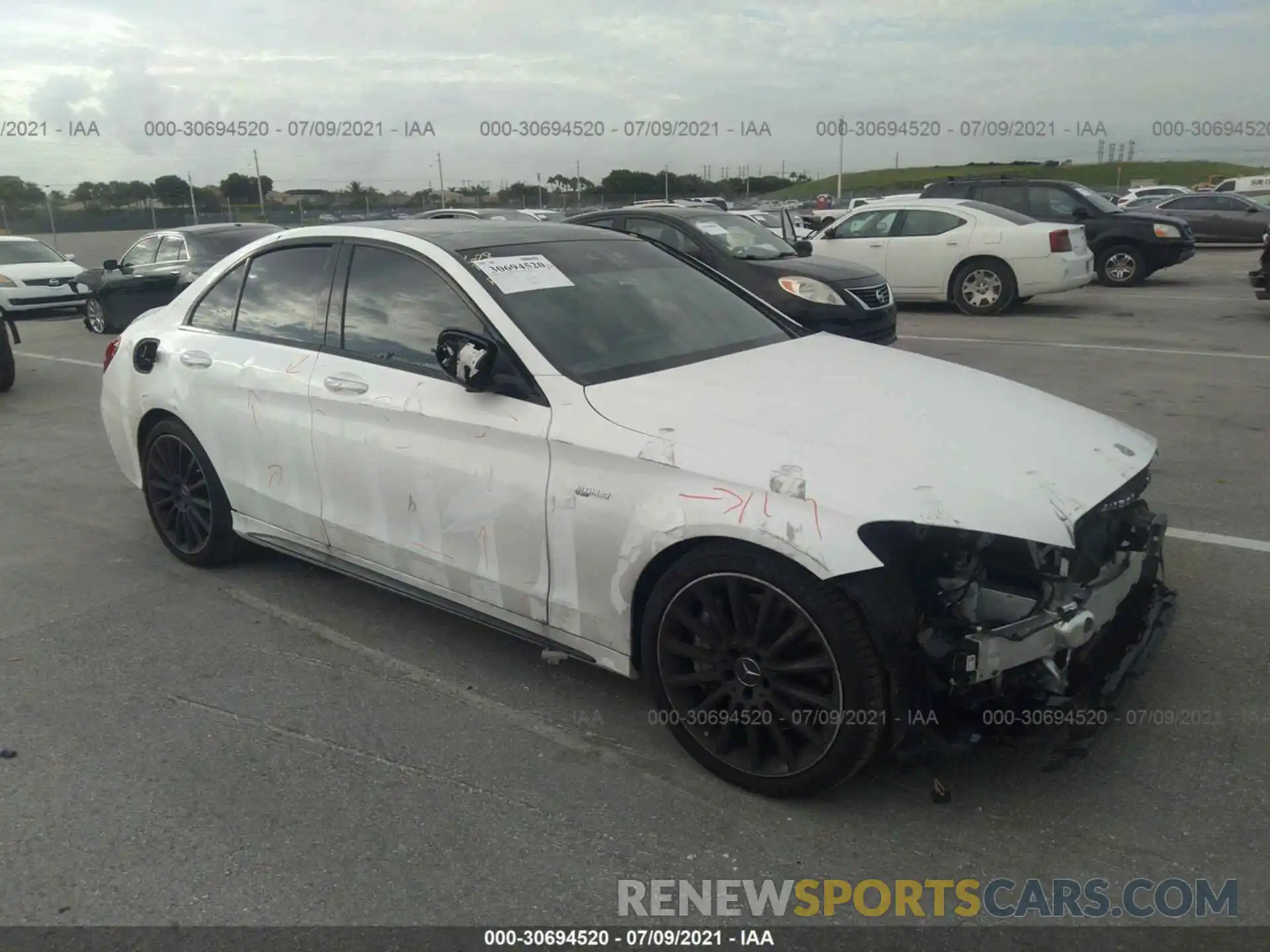 1 Photograph of a damaged car W1KWF6EB8MR613125 MERCEDES-BENZ C-CLASS 2021