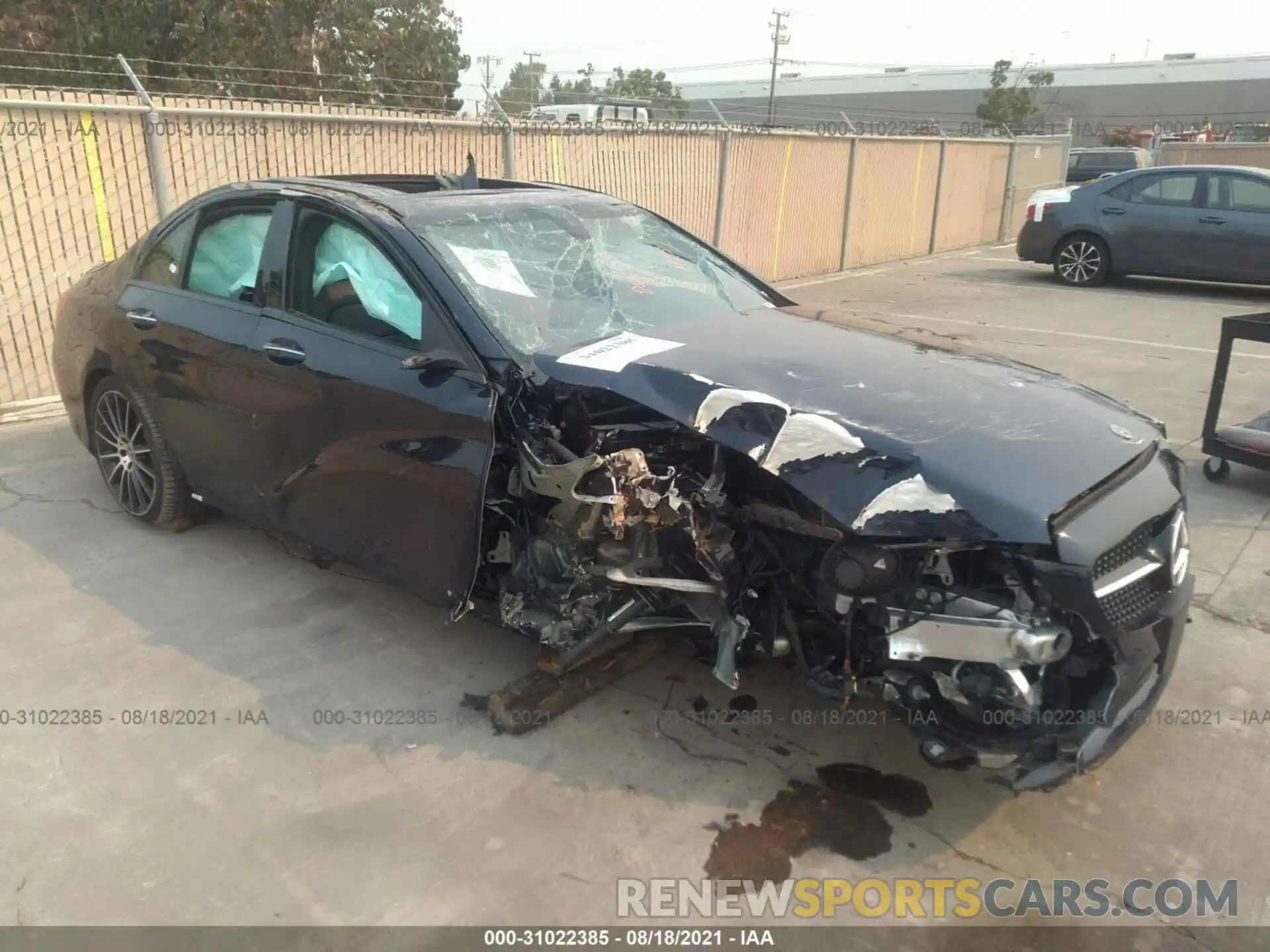 1 Photograph of a damaged car W1KWF8DB1MR604389 MERCEDES-BENZ C-CLASS 2021