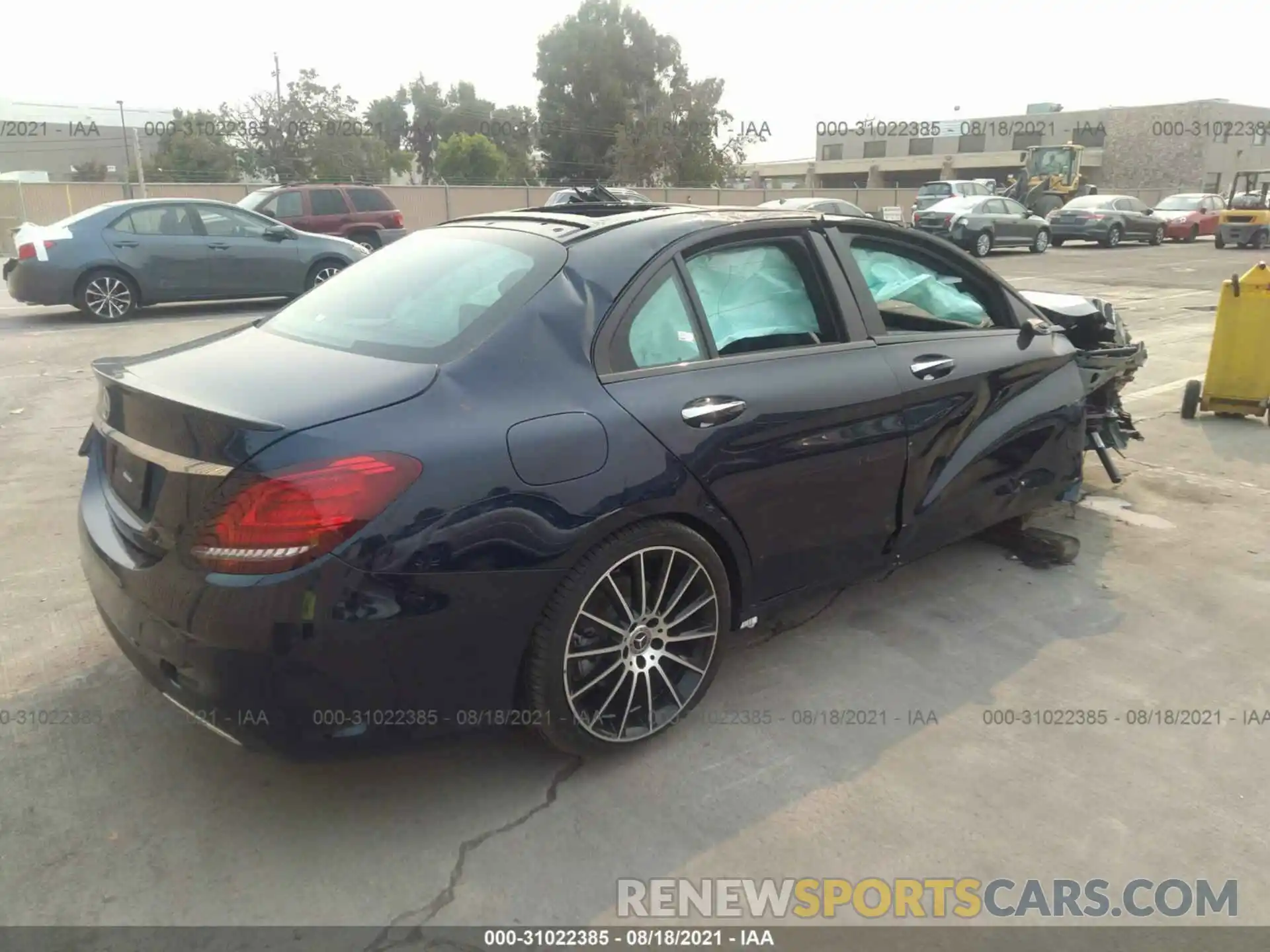 4 Photograph of a damaged car W1KWF8DB1MR604389 MERCEDES-BENZ C-CLASS 2021