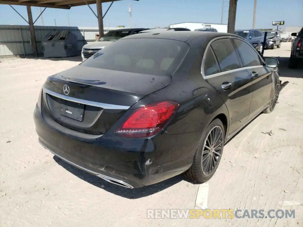 4 Photograph of a damaged car W1KWF8DB1MR613741 MERCEDES-BENZ C-CLASS 2021