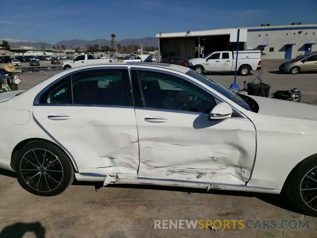 9 Photograph of a damaged car W1KWF8DB1MR621449 MERCEDES-BENZ C-CLASS 2021