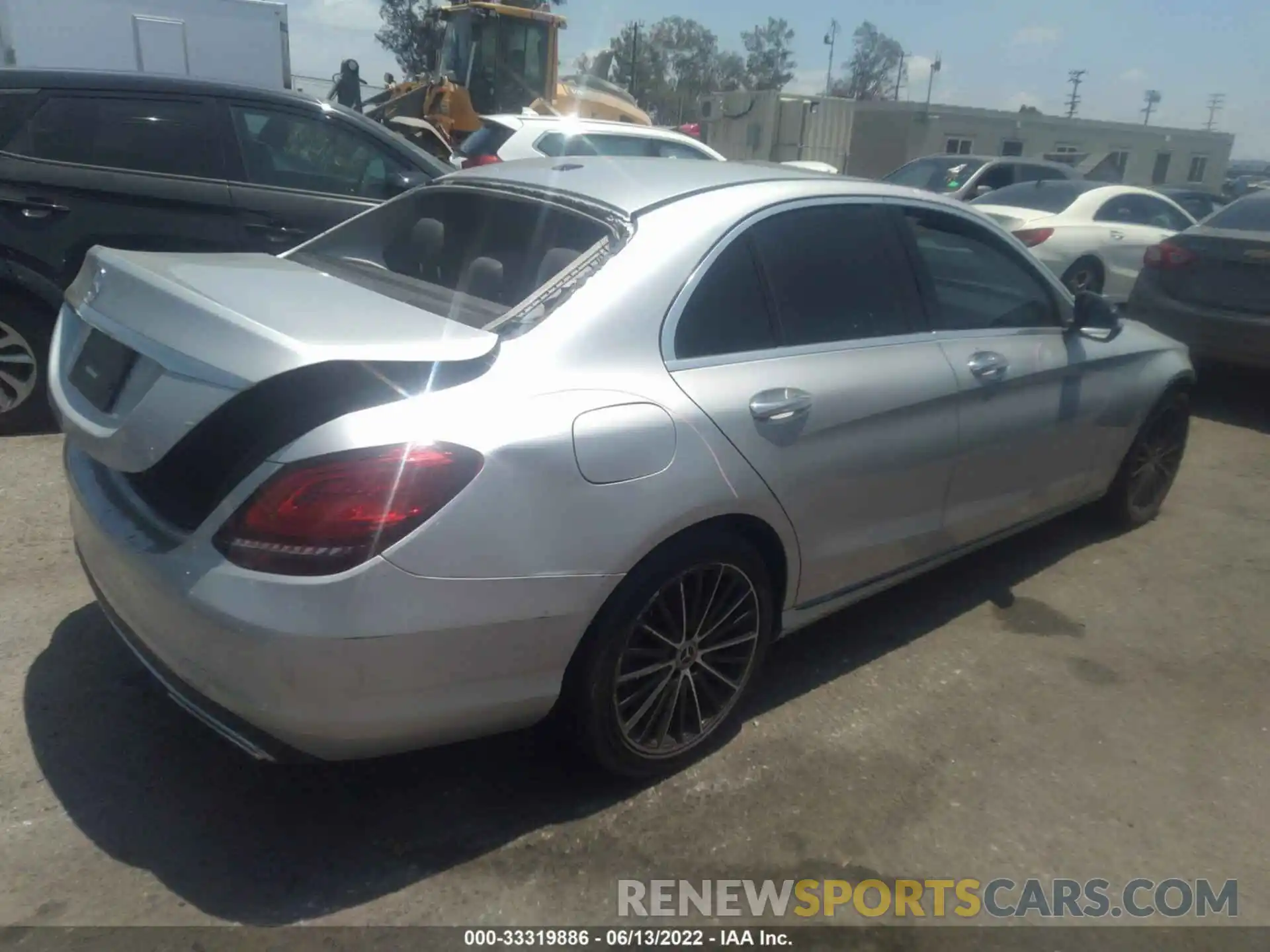 4 Photograph of a damaged car W1KWF8DB1MR626098 MERCEDES-BENZ C-CLASS 2021