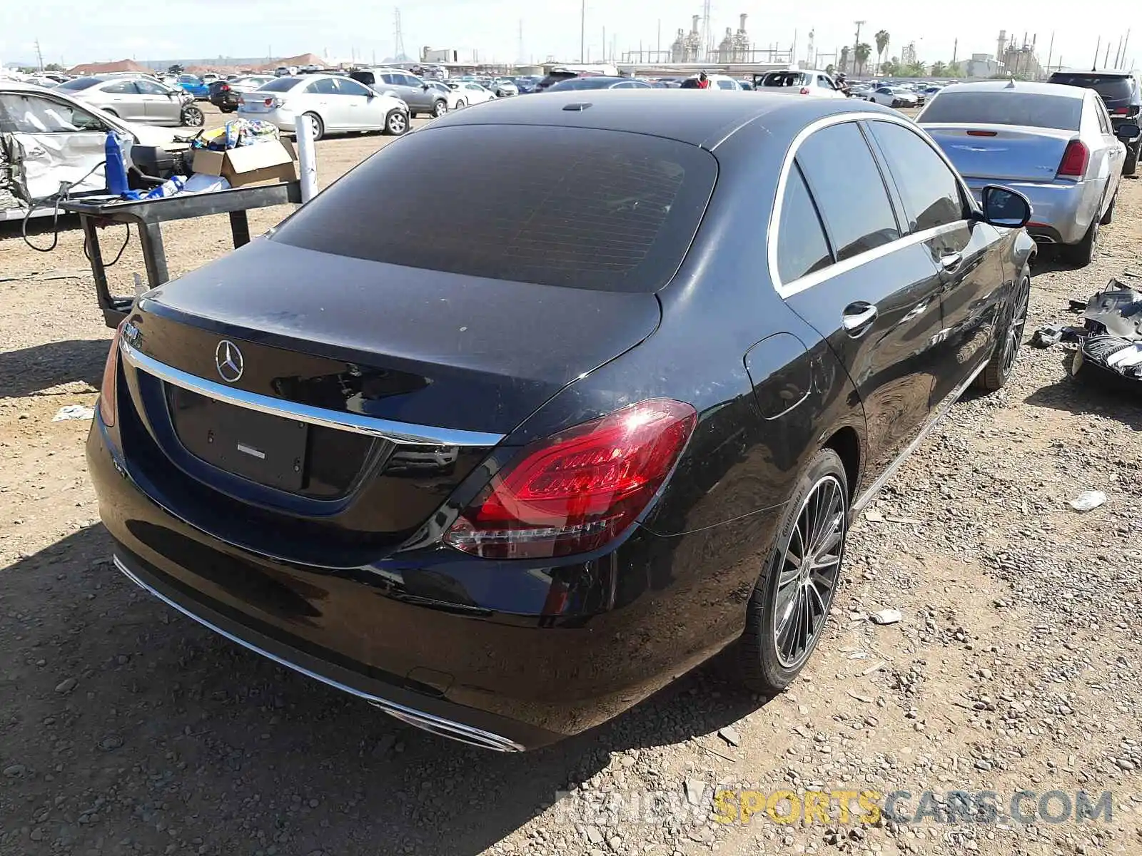 4 Photograph of a damaged car W1KWF8DB2MR604479 MERCEDES-BENZ C-CLASS 2021