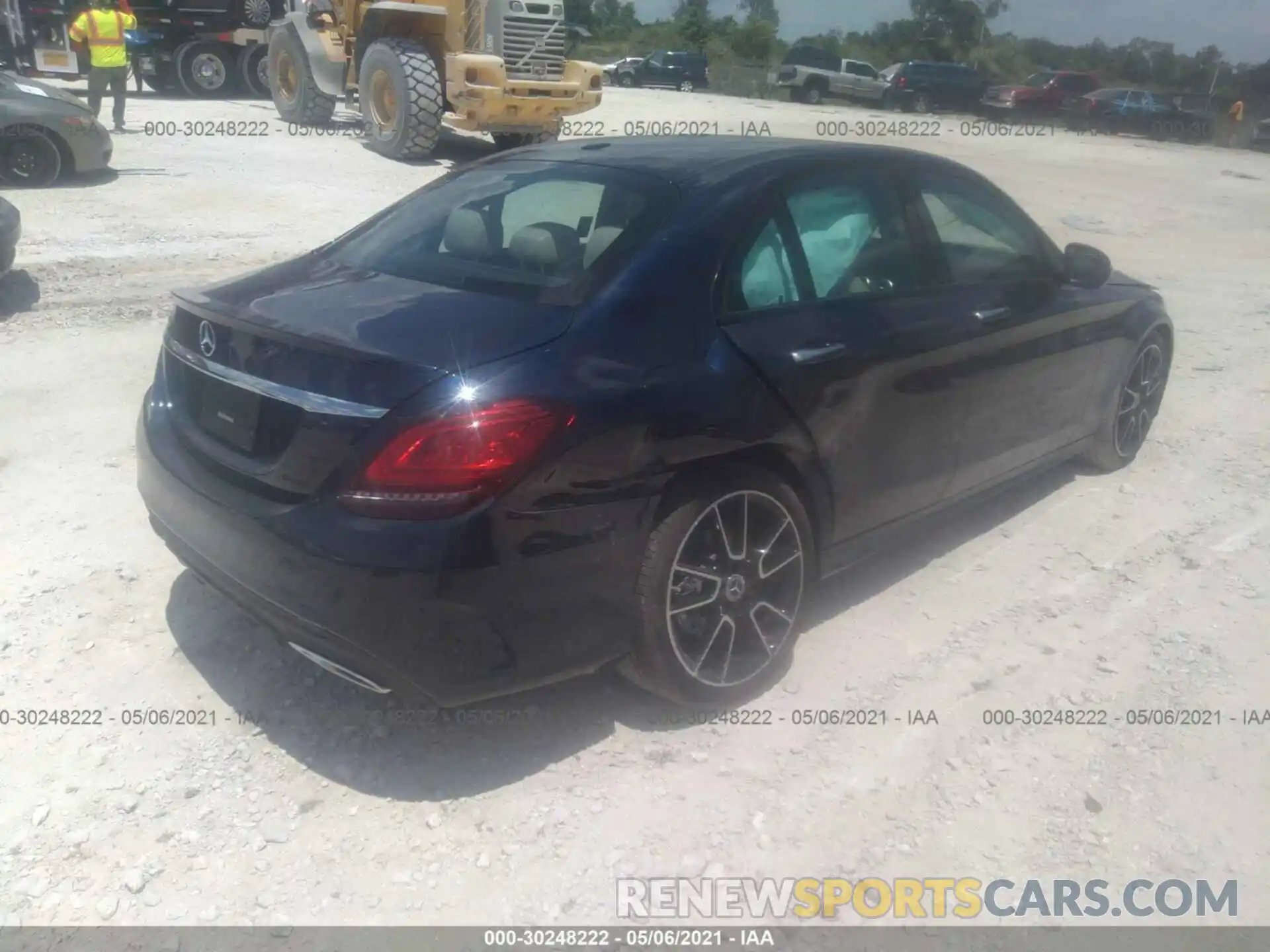 4 Photograph of a damaged car W1KWF8DB2MR612288 MERCEDES-BENZ C-CLASS 2021