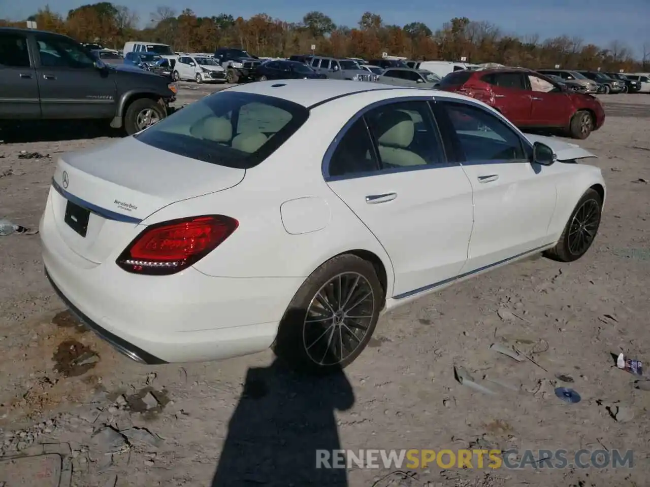 4 Photograph of a damaged car W1KWF8DB3MR648197 MERCEDES-BENZ C-CLASS 2021