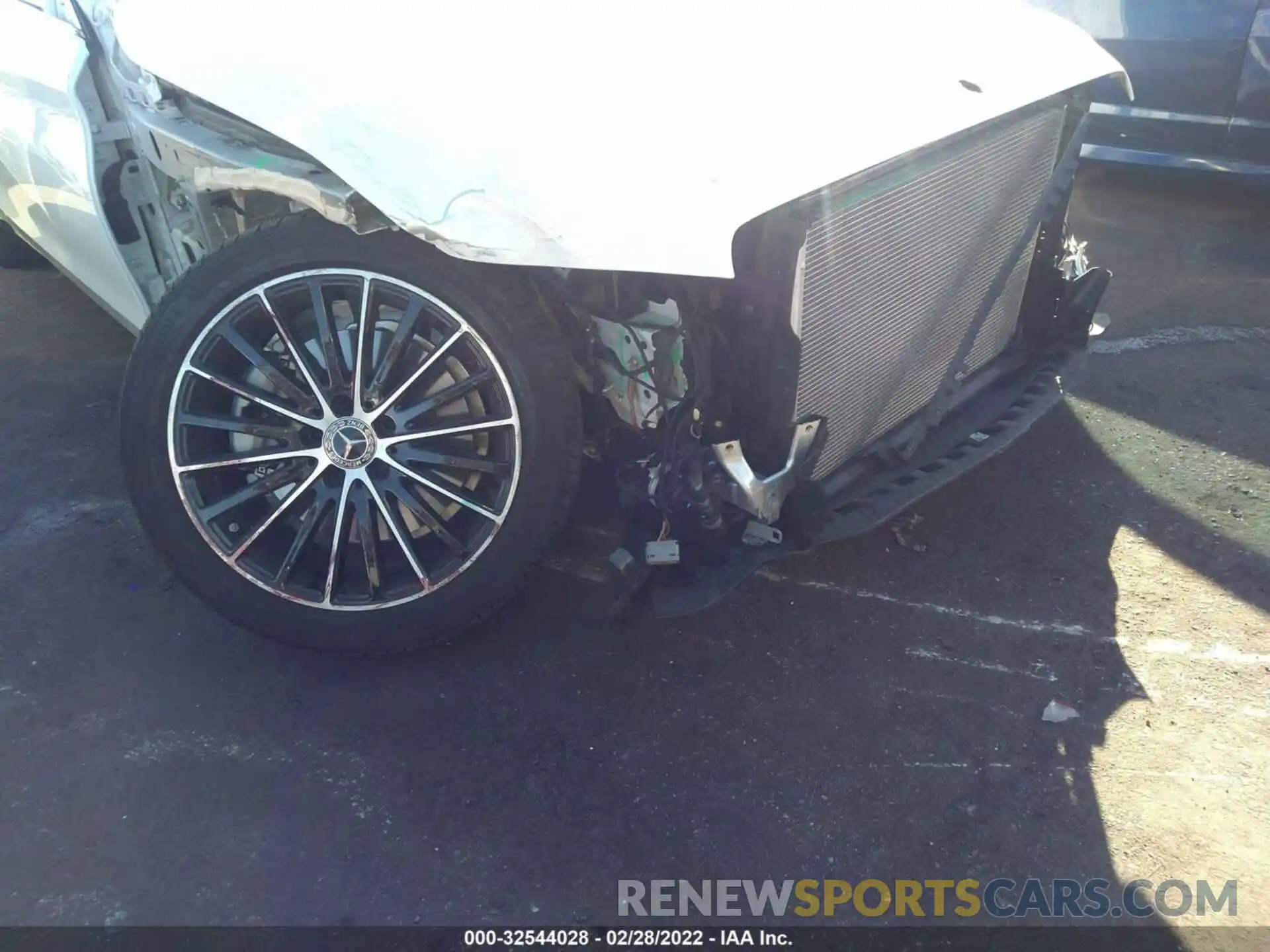 6 Photograph of a damaged car W1KWF8DB4MR607772 MERCEDES-BENZ C-CLASS 2021