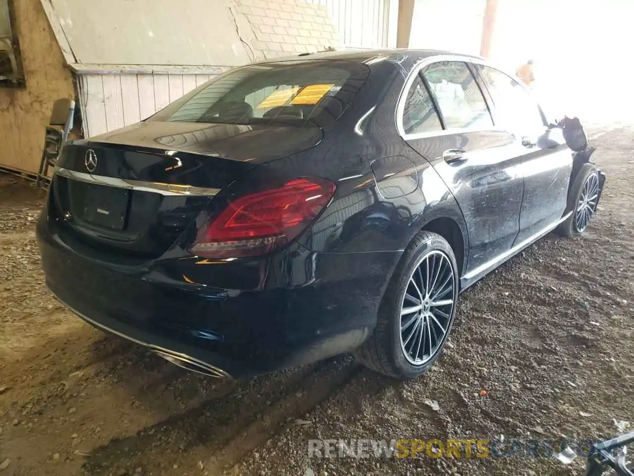 4 Photograph of a damaged car W1KWF8DB4MR615421 MERCEDES-BENZ C-CLASS 2021