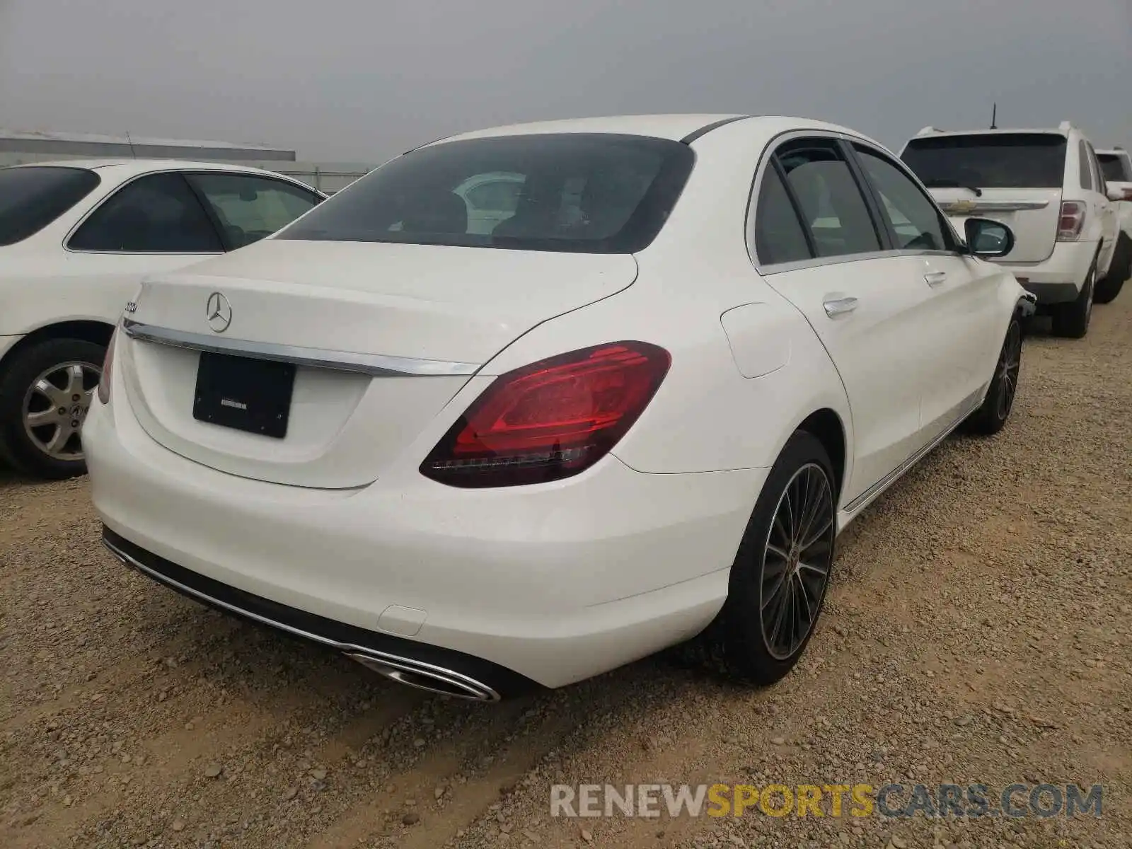 4 Photograph of a damaged car W1KWF8DB4MR617783 MERCEDES-BENZ C-CLASS 2021