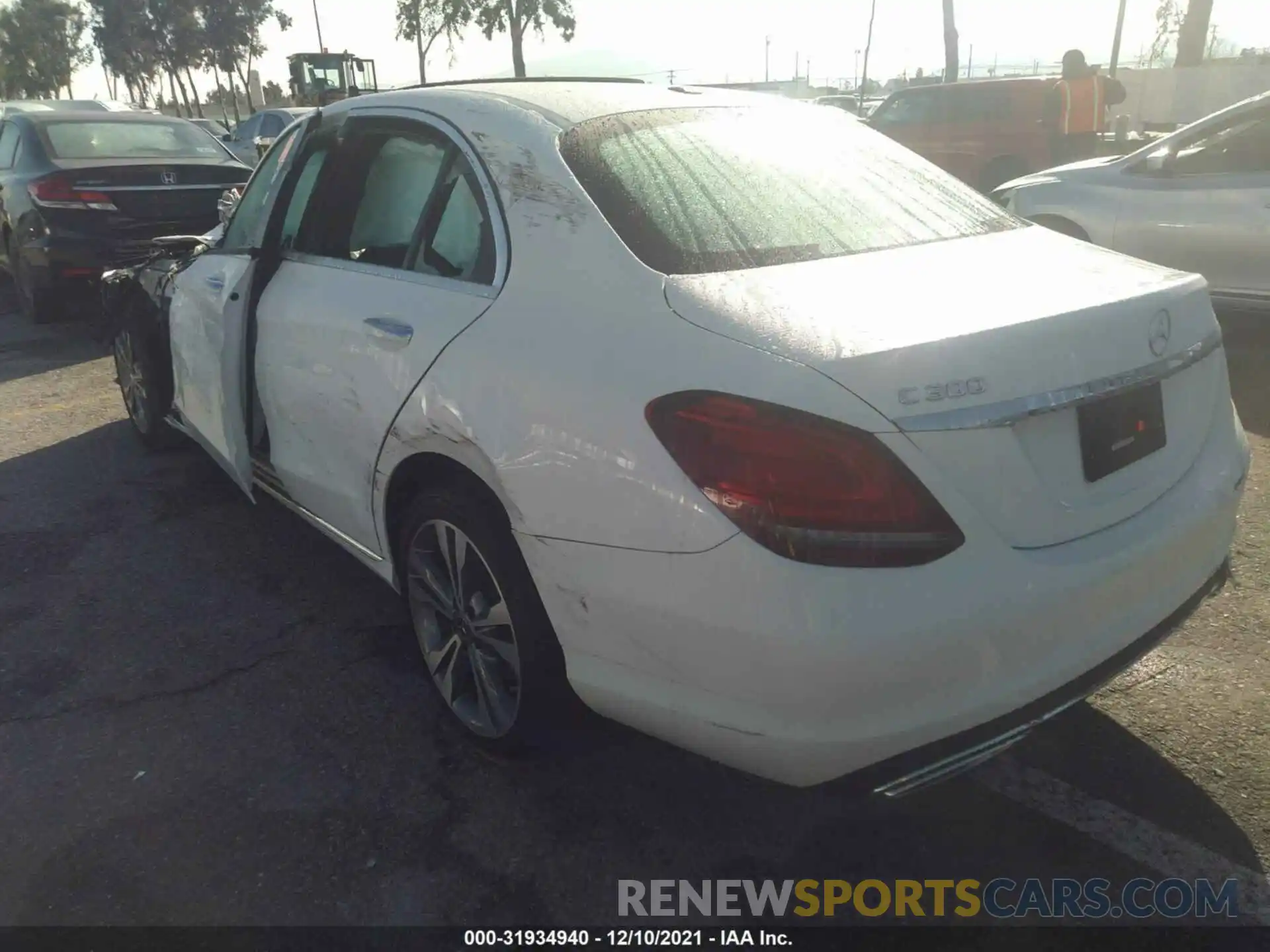 3 Photograph of a damaged car W1KWF8DB4MR646152 MERCEDES-BENZ C-CLASS 2021