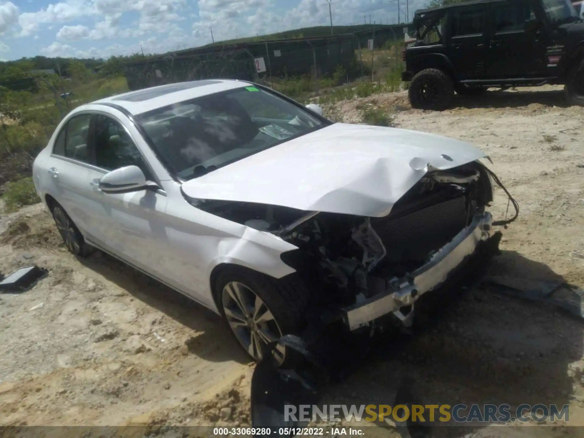 1 Photograph of a damaged car W1KWF8DB5MR605092 MERCEDES-BENZ C-CLASS 2021