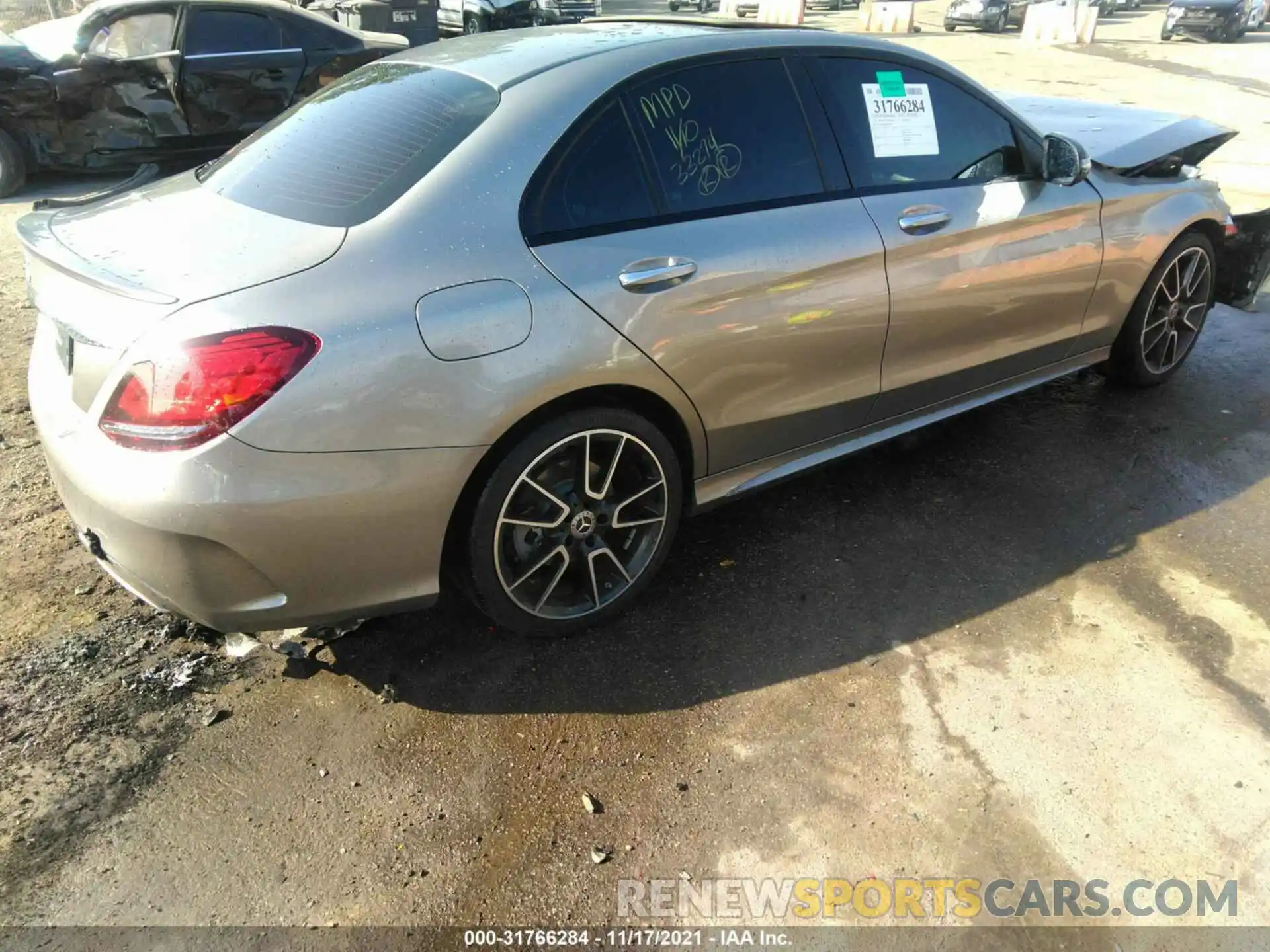 4 Photograph of a damaged car W1KWF8DB5MR609563 MERCEDES-BENZ C-CLASS 2021