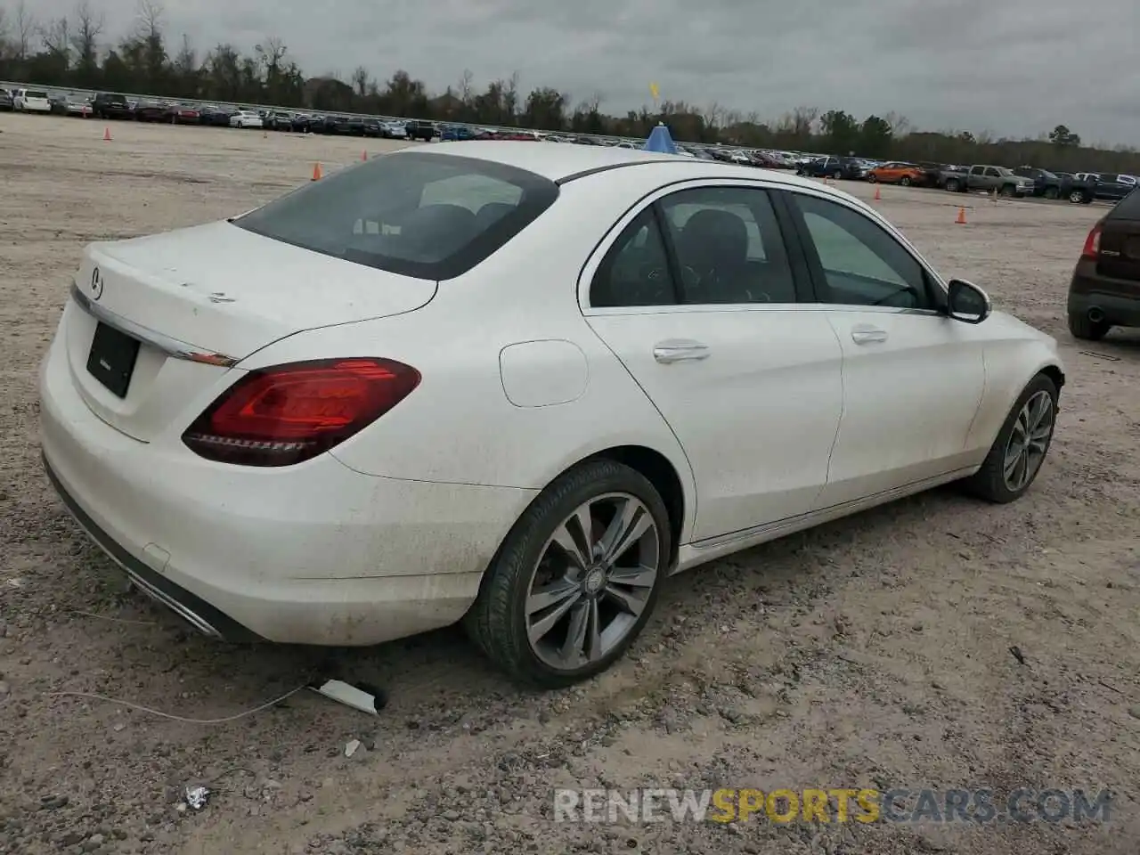 3 Photograph of a damaged car W1KWF8DB5MR615251 MERCEDES-BENZ C-CLASS 2021