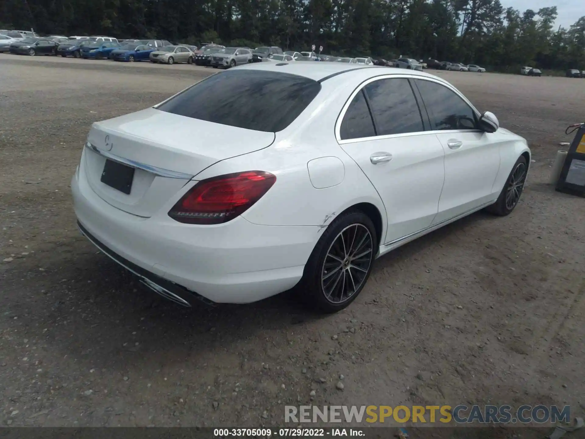 4 Photograph of a damaged car W1KWF8DB5MR620188 MERCEDES-BENZ C-CLASS 2021