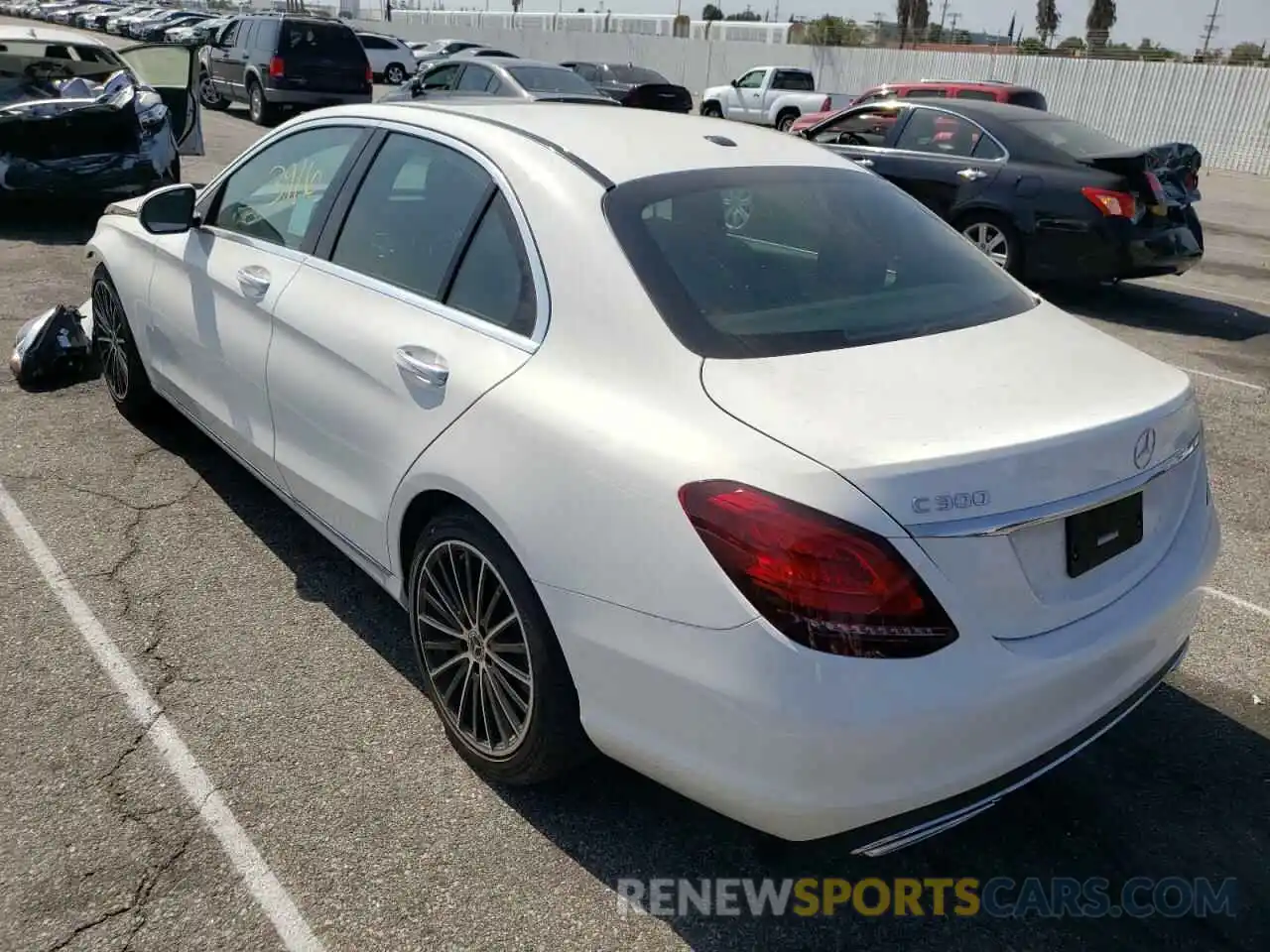 3 Photograph of a damaged car W1KWF8DB5MR631482 MERCEDES-BENZ C-CLASS 2021