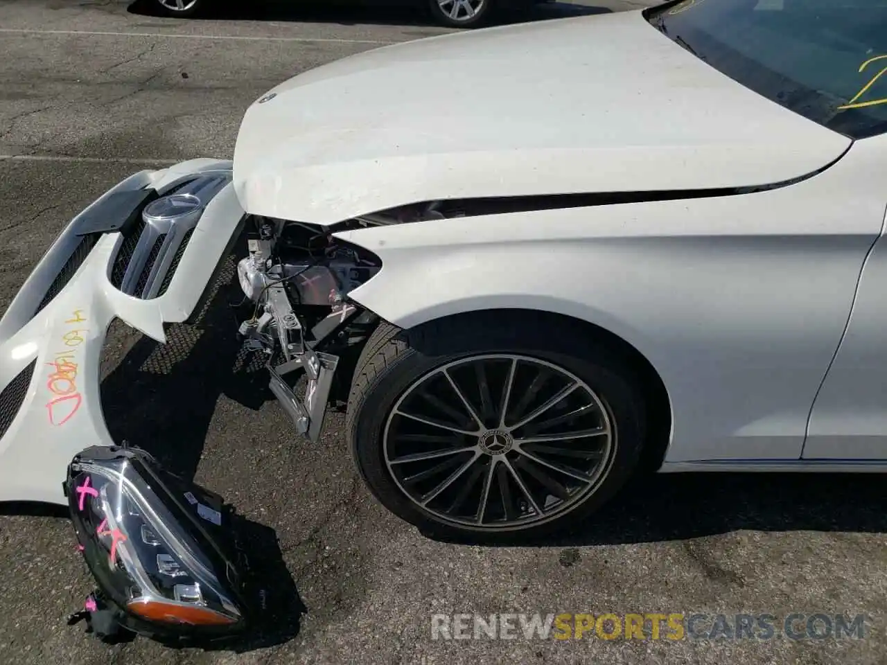 9 Photograph of a damaged car W1KWF8DB5MR631482 MERCEDES-BENZ C-CLASS 2021