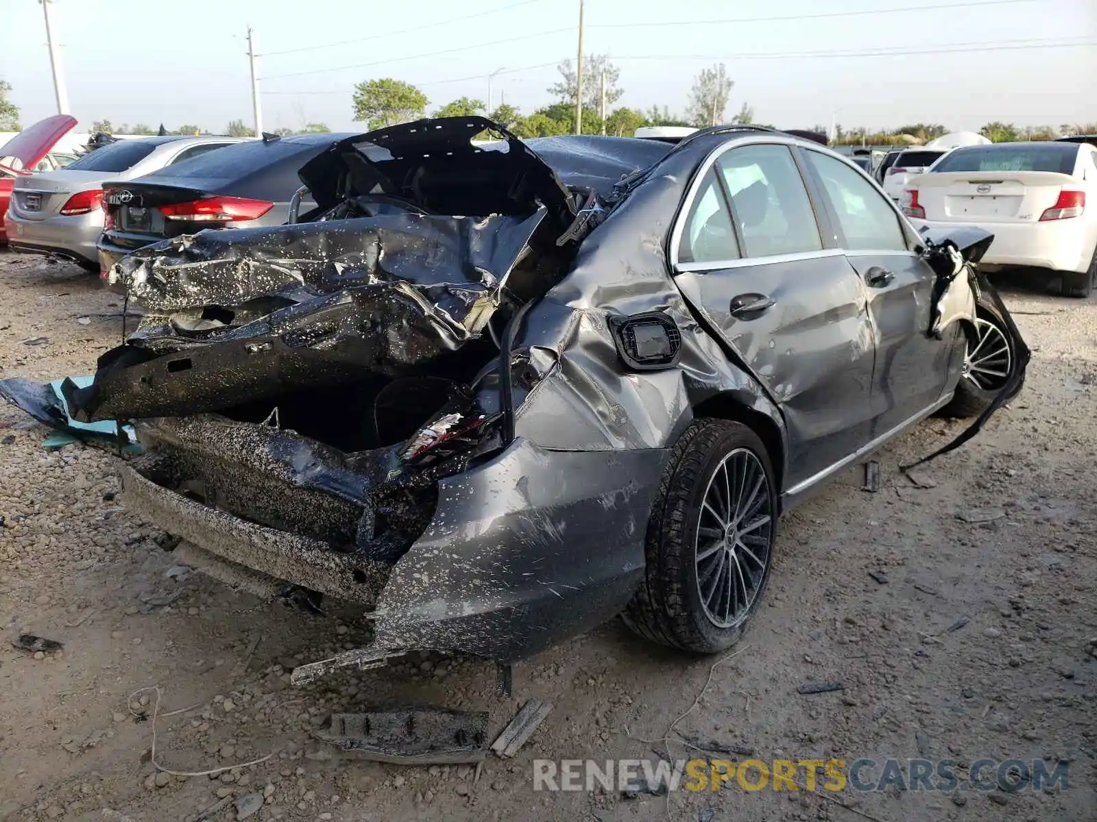 9 Photograph of a damaged car W1KWF8DB6MR616554 MERCEDES-BENZ C-CLASS 2021