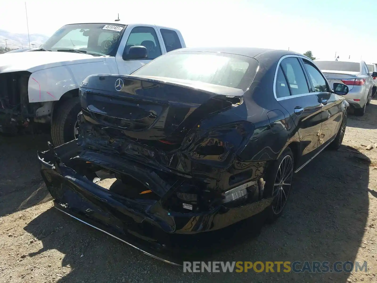 4 Photograph of a damaged car W1KWF8DB7MR605417 MERCEDES-BENZ C CLASS 2021