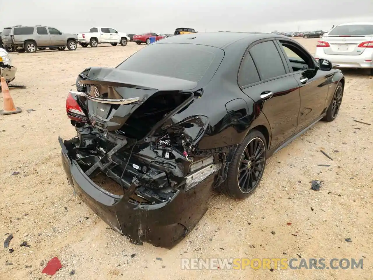 4 Photograph of a damaged car W1KWF8DB7MR612643 MERCEDES-BENZ C-CLASS 2021