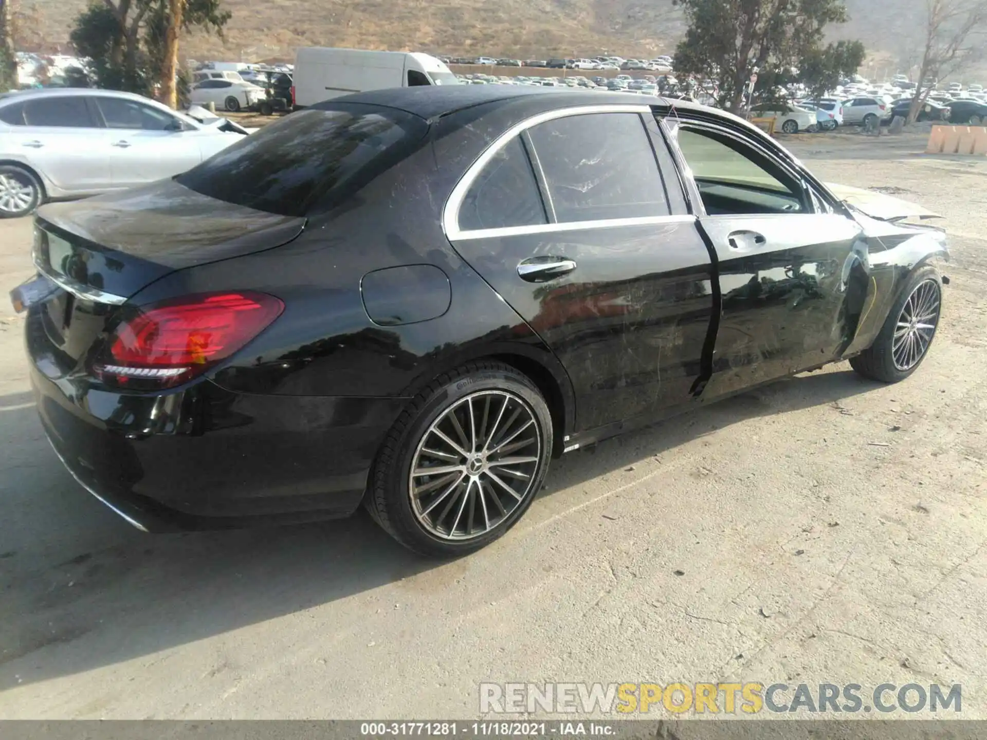 4 Photograph of a damaged car W1KWF8DB7MR622332 MERCEDES-BENZ C-CLASS 2021