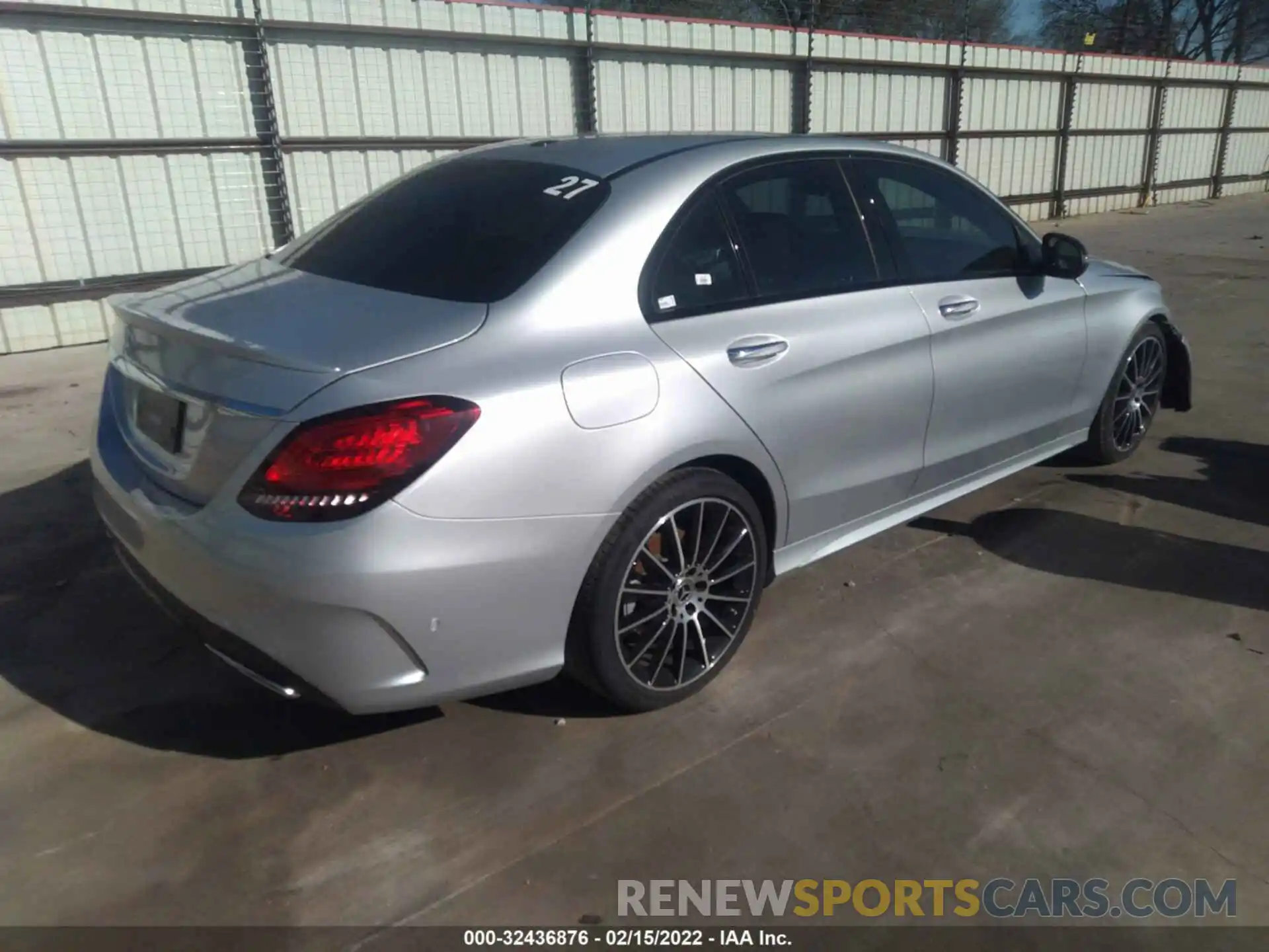 4 Photograph of a damaged car W1KWF8DB7MR636294 MERCEDES-BENZ C-CLASS 2021