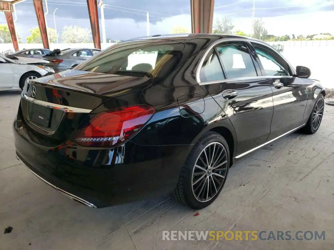 4 Photograph of a damaged car W1KWF8DB7MR640071 MERCEDES-BENZ C-CLASS 2021