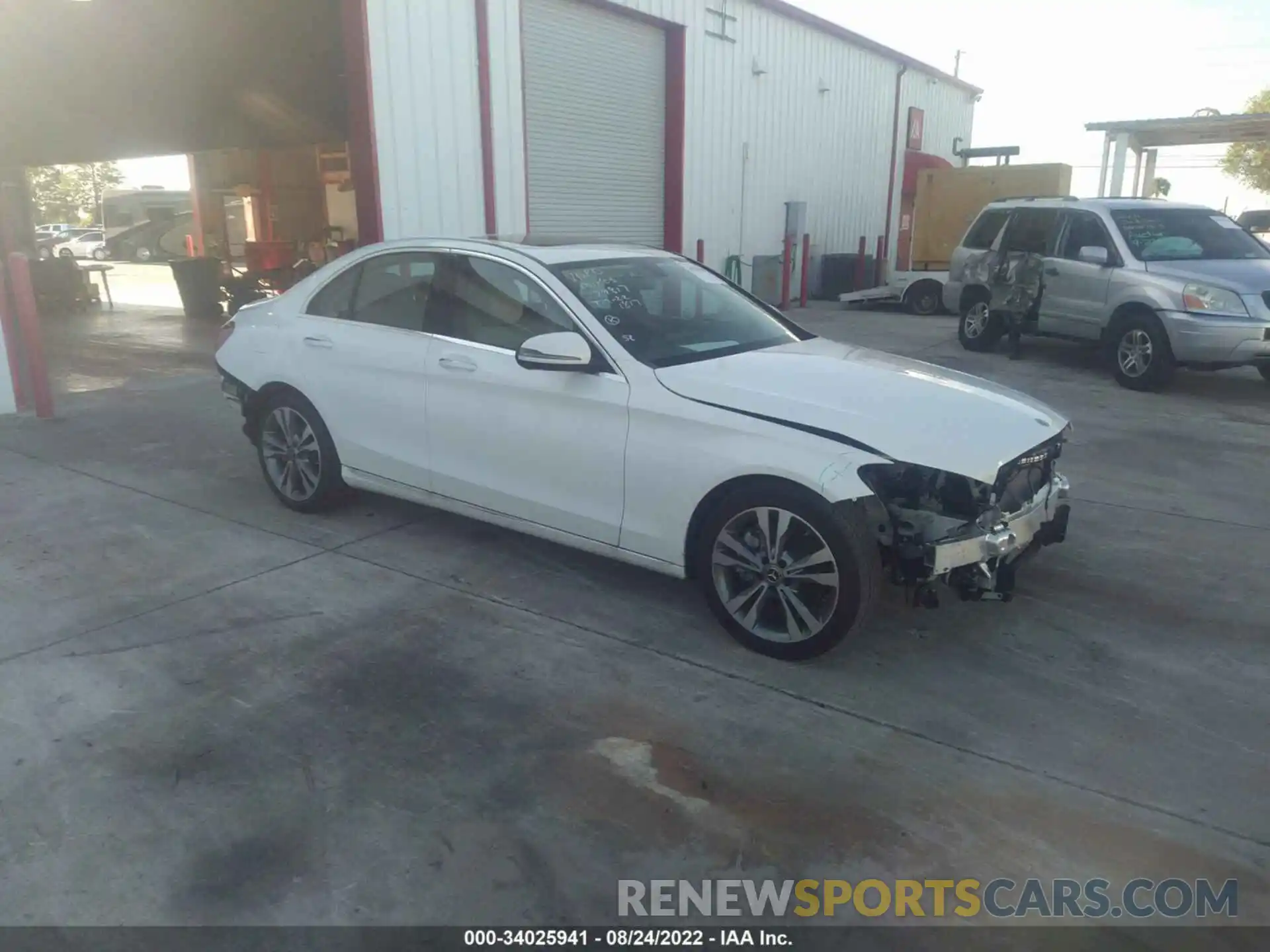 1 Photograph of a damaged car W1KWF8DB9MR611817 MERCEDES-BENZ C-CLASS 2021