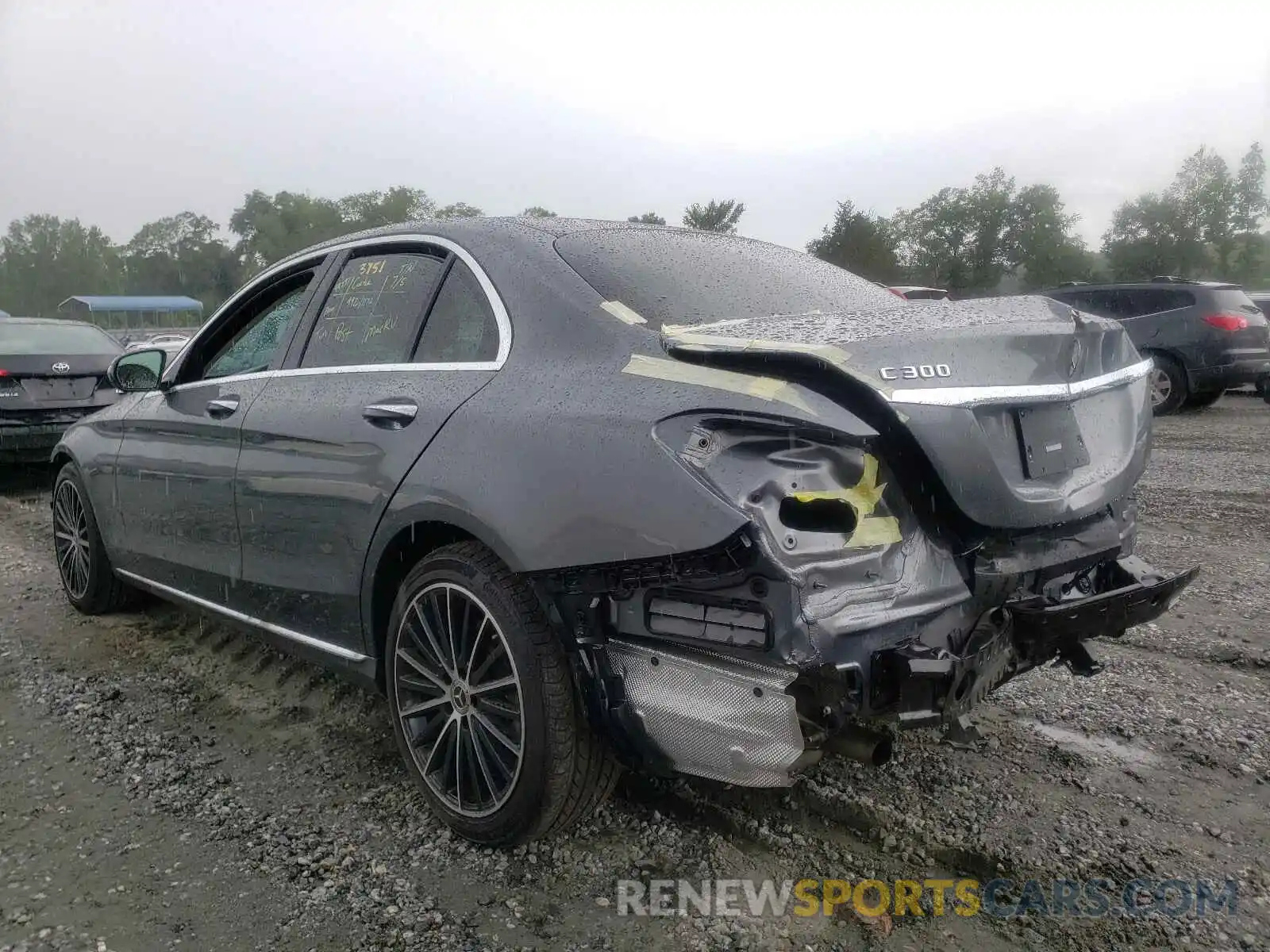 3 Photograph of a damaged car W1KWF8DB9MR614183 MERCEDES-BENZ C-CLASS 2021