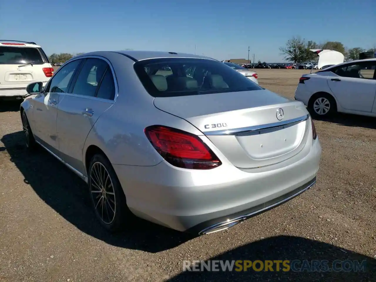 3 Photograph of a damaged car W1KWF8DB9MR645675 MERCEDES-BENZ C-CLASS 2021