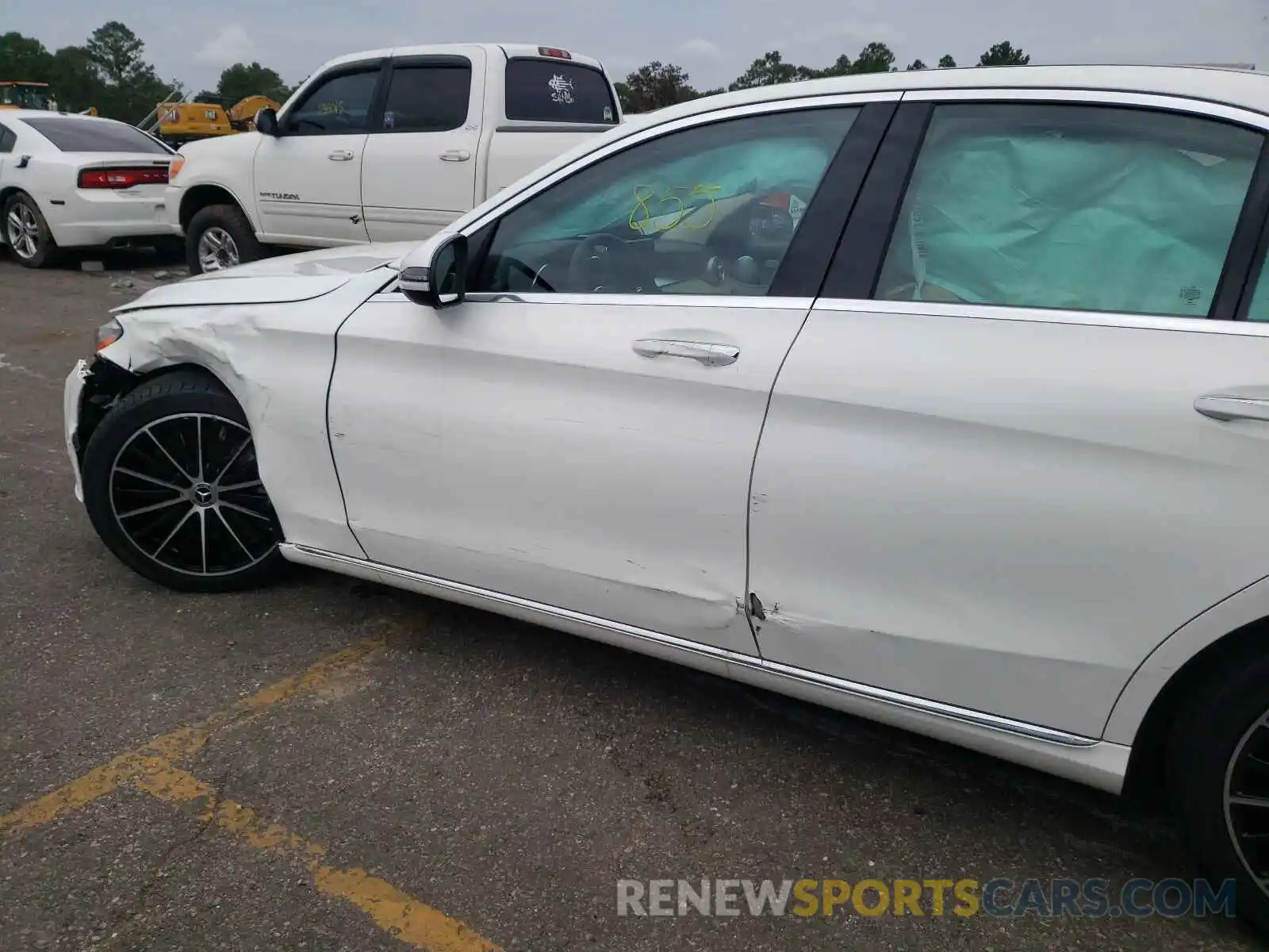 9 Photograph of a damaged car W1KWF8DBXMR624088 MERCEDES-BENZ C-CLASS 2021