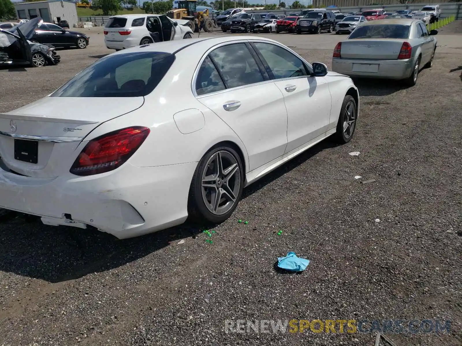 4 Photograph of a damaged car W1KWF8DBXMR650321 MERCEDES-BENZ C-CLASS 2021