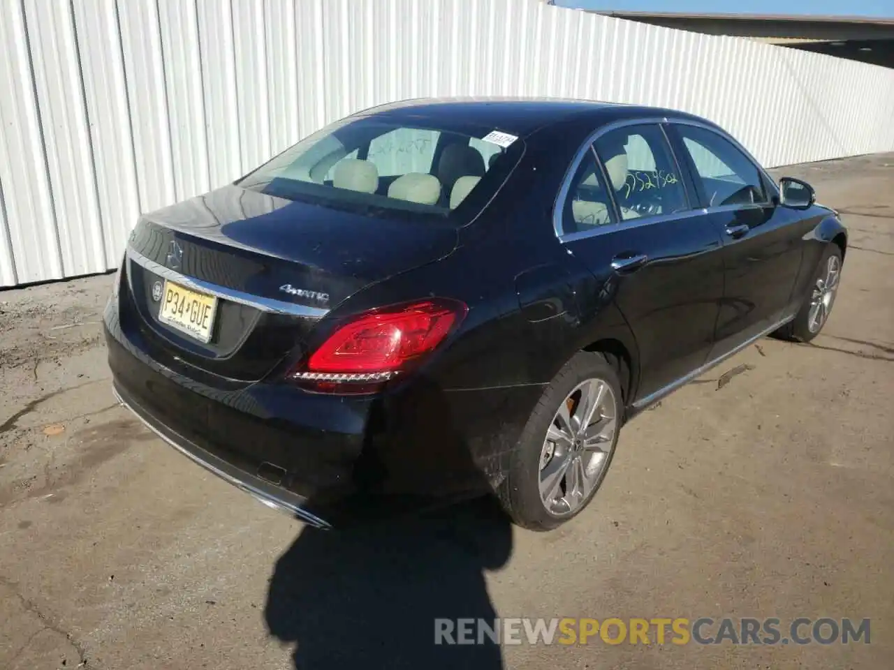 4 Photograph of a damaged car W1KWF8EB0MR631873 MERCEDES-BENZ C-CLASS 2021