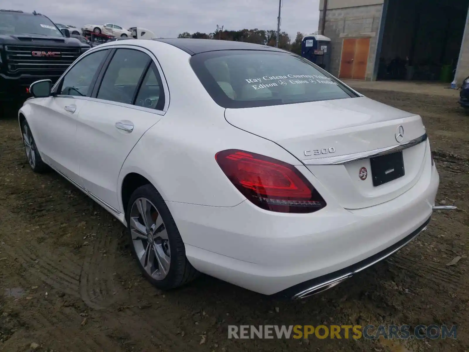 3 Photograph of a damaged car W1KWF8EB1MR638816 MERCEDES-BENZ C-CLASS 2021