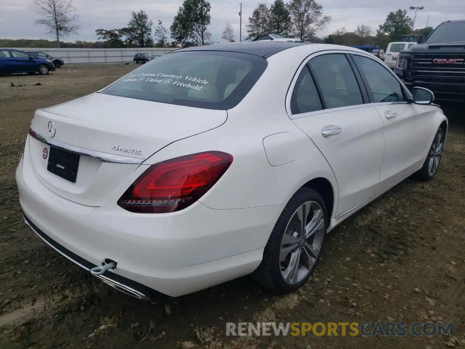 4 Photograph of a damaged car W1KWF8EB1MR638816 MERCEDES-BENZ C-CLASS 2021