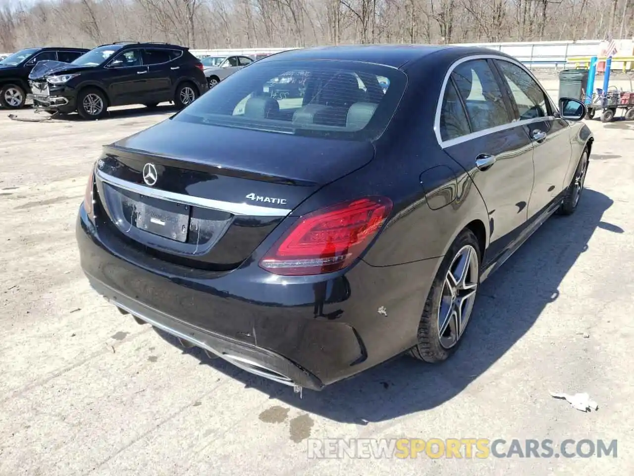 4 Photograph of a damaged car W1KWF8EB1MR648956 MERCEDES-BENZ C-CLASS 2021