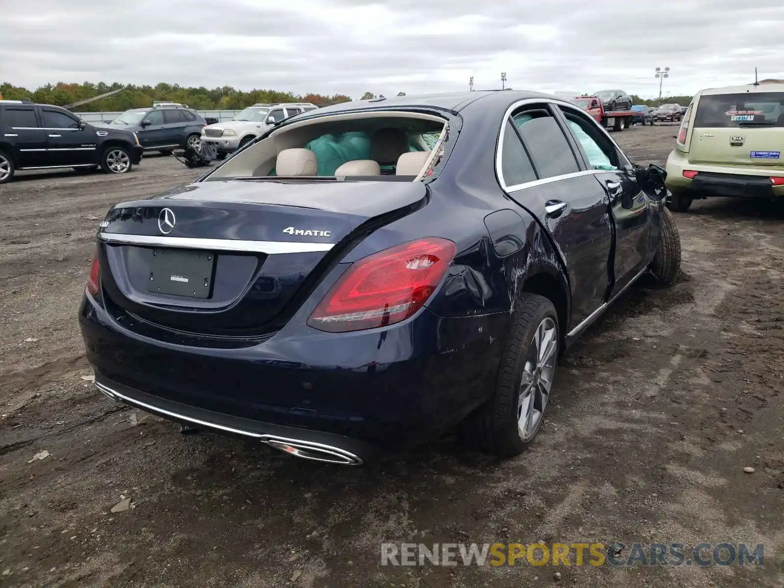 4 Photograph of a damaged car W1KWF8EB1MR652781 MERCEDES-BENZ C-CLASS 2021