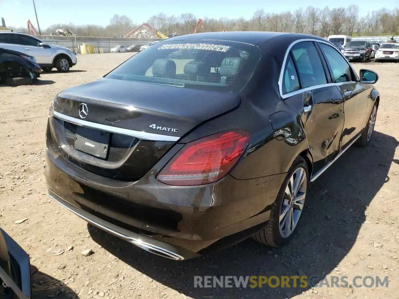 4 Photograph of a damaged car W1KWF8EB2MR634662 MERCEDES-BENZ C-CLASS 2021