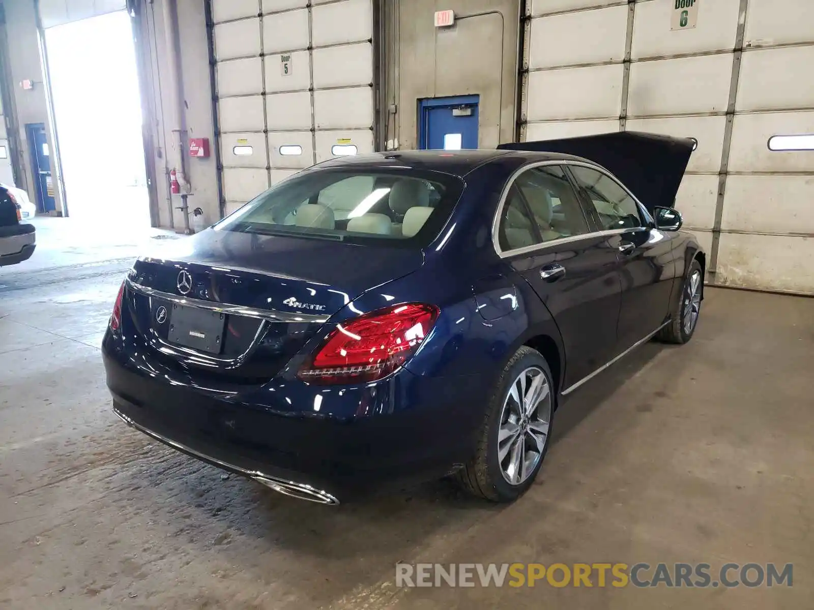 4 Photograph of a damaged car W1KWF8EB2MR640560 MERCEDES-BENZ C CLASS 2021