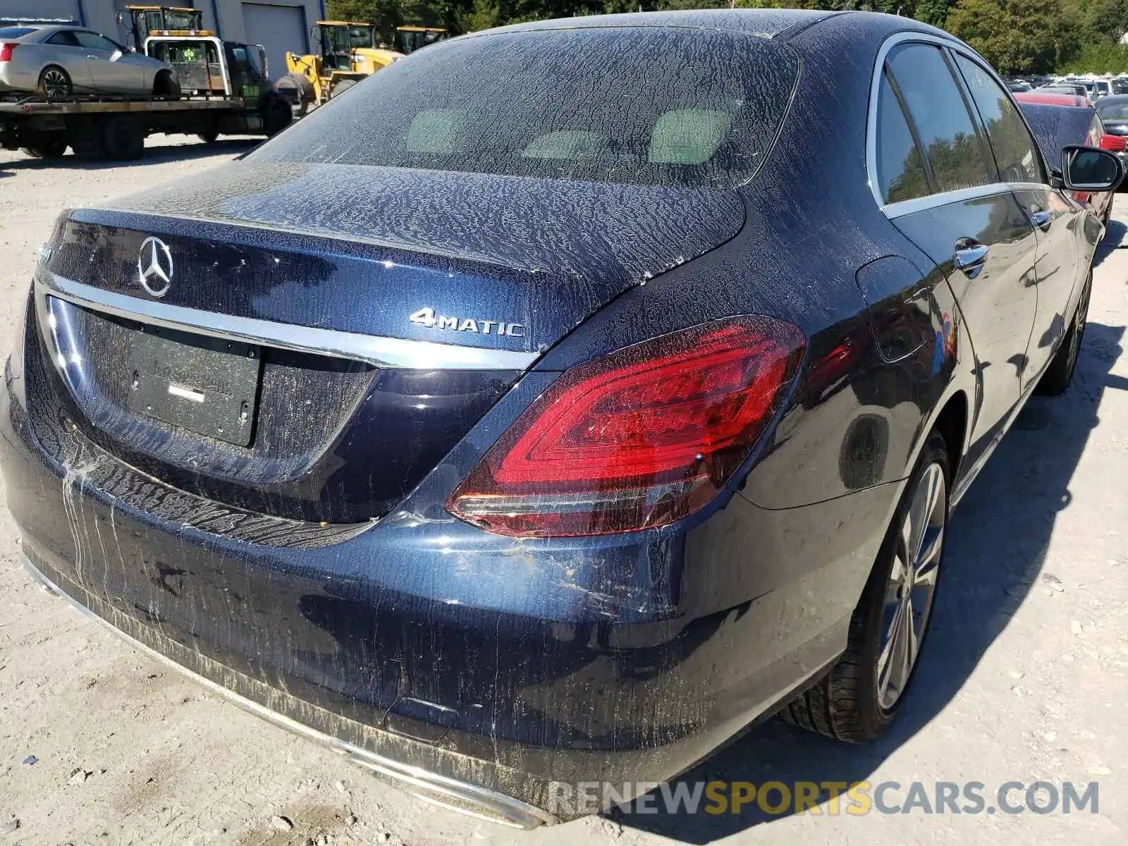 4 Photograph of a damaged car W1KWF8EB2MR640655 MERCEDES-BENZ C-CLASS 2021