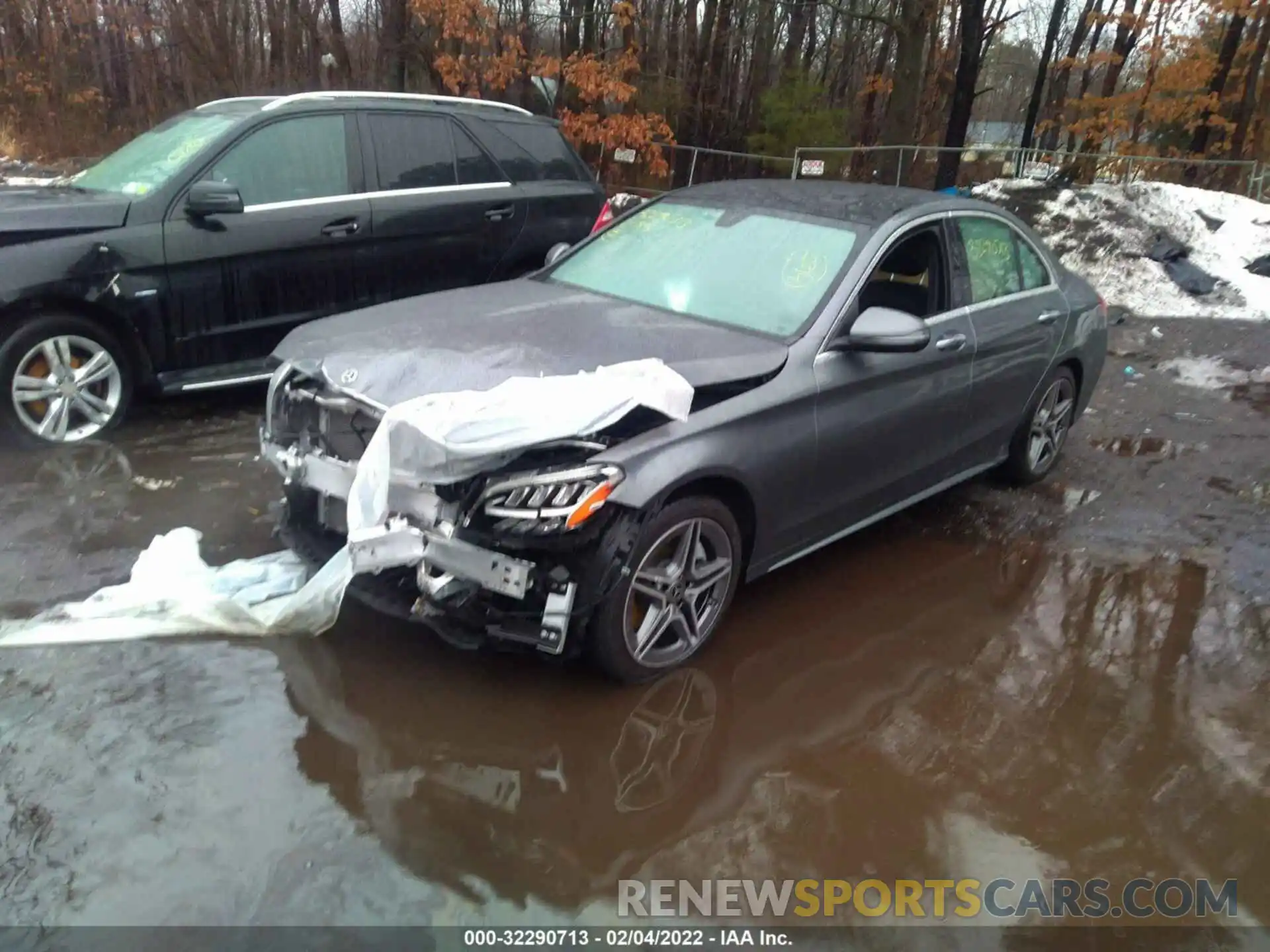 2 Photograph of a damaged car W1KWF8EB3MR630541 MERCEDES-BENZ C-CLASS 2021