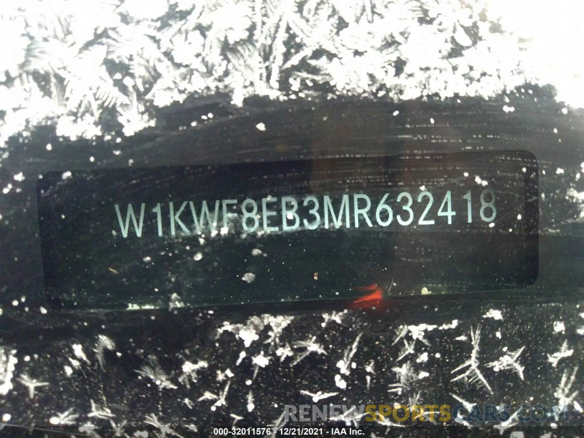 9 Photograph of a damaged car W1KWF8EB3MR632418 MERCEDES-BENZ C-CLASS 2021