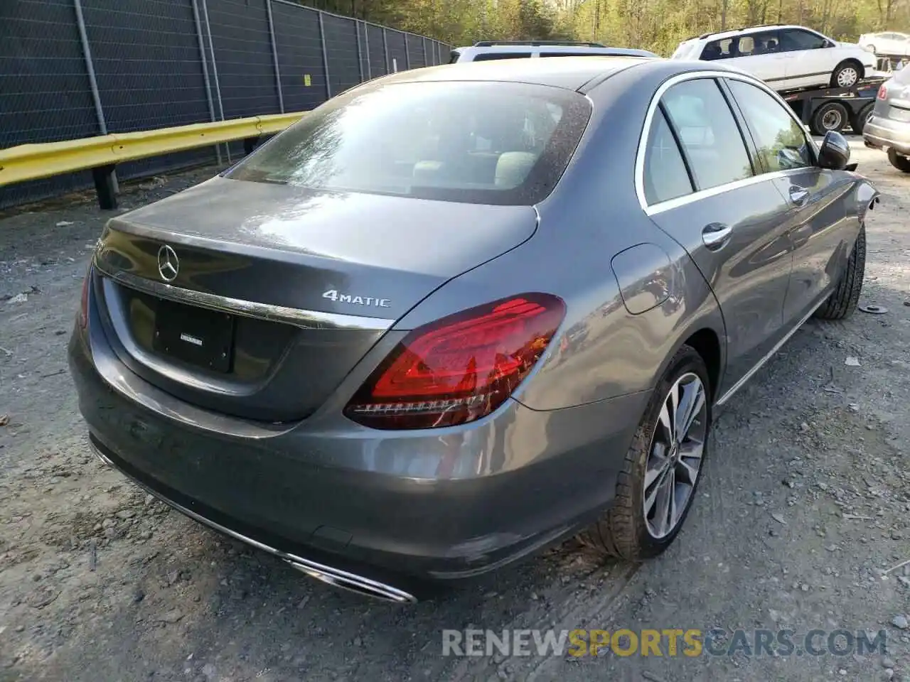 4 Photograph of a damaged car W1KWF8EB3MR643144 MERCEDES-BENZ C-CLASS 2021