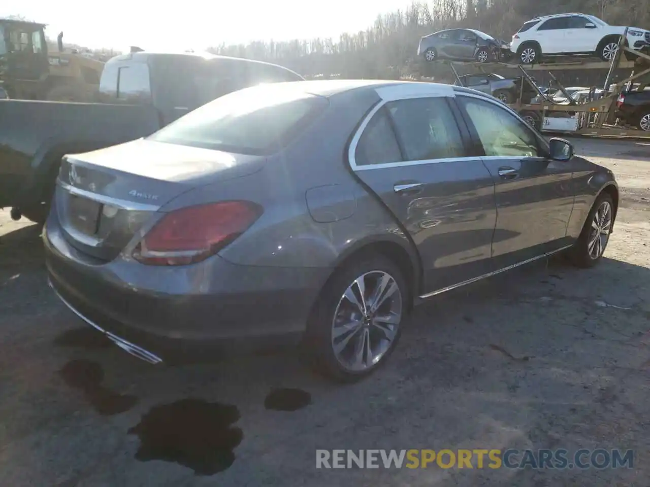 4 Photograph of a damaged car W1KWF8EB3MR648618 MERCEDES-BENZ C-CLASS 2021