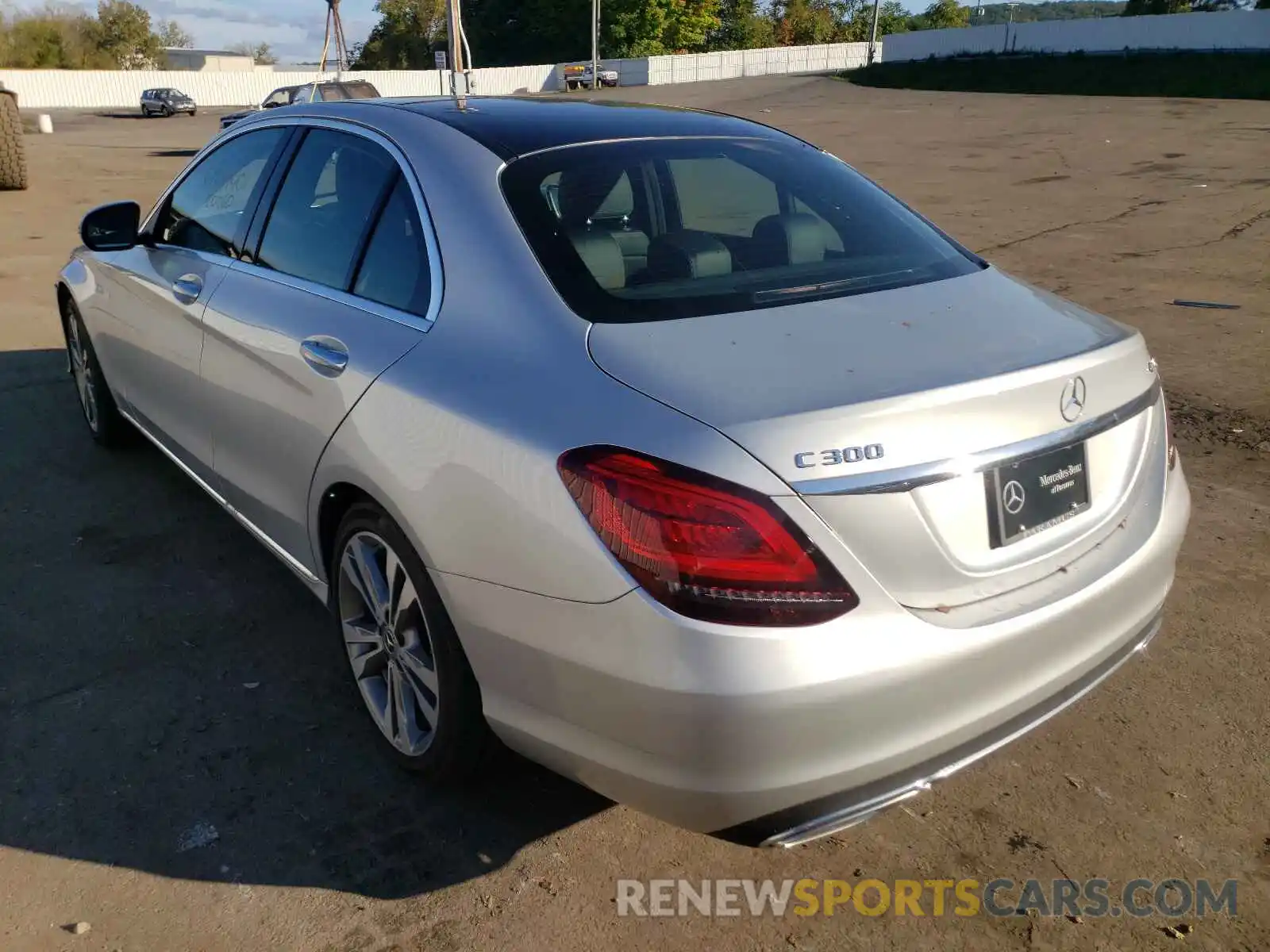 3 Photograph of a damaged car W1KWF8EB4MR609942 MERCEDES-BENZ C-CLASS 2021