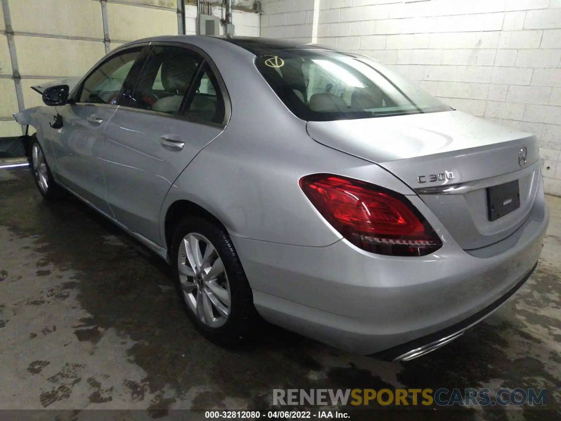 3 Photograph of a damaged car W1KWF8EB4MR643590 MERCEDES-BENZ C-CLASS 2021